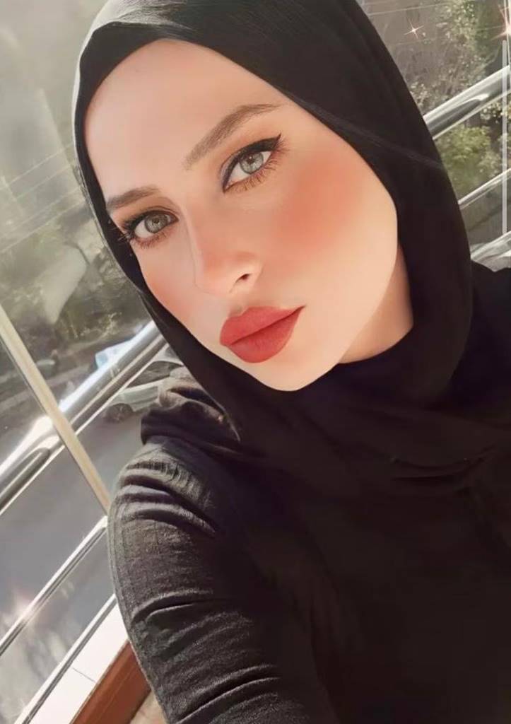 Türbanlı Escort Bayan Yağmurla Aşkın Gücünü Keşfedin